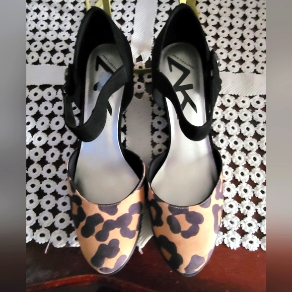 Anne Klein Leopard and Black Suede Strap Wedged Shoes - Picture 1 of 10